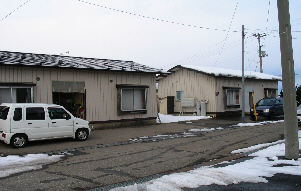 飯詰駅前住宅