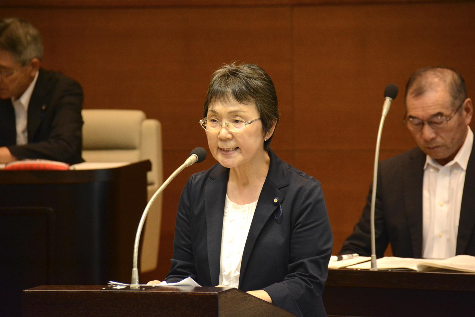 泉　美和子　議員