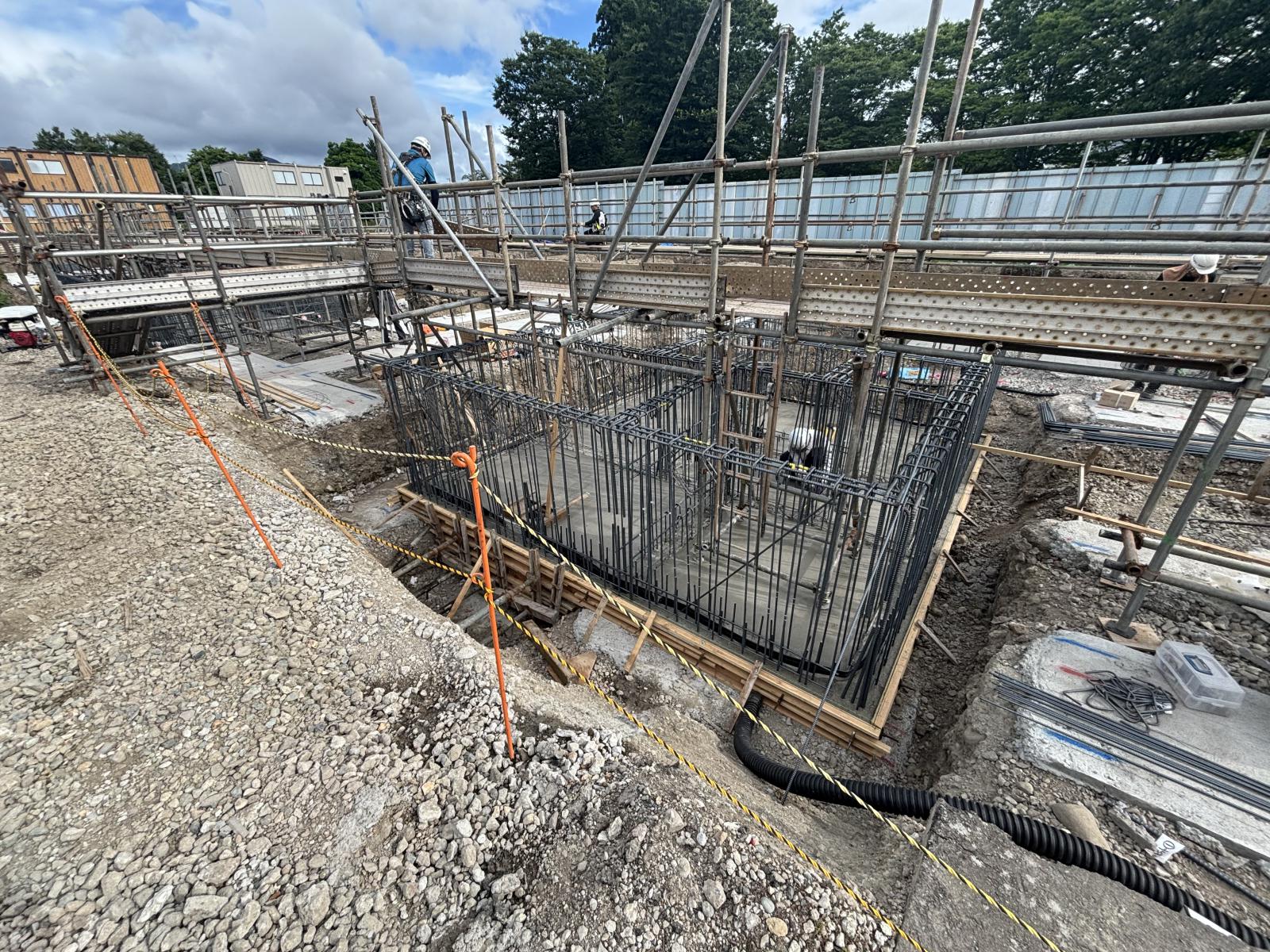 基礎ベースコンクリート打設3の写真