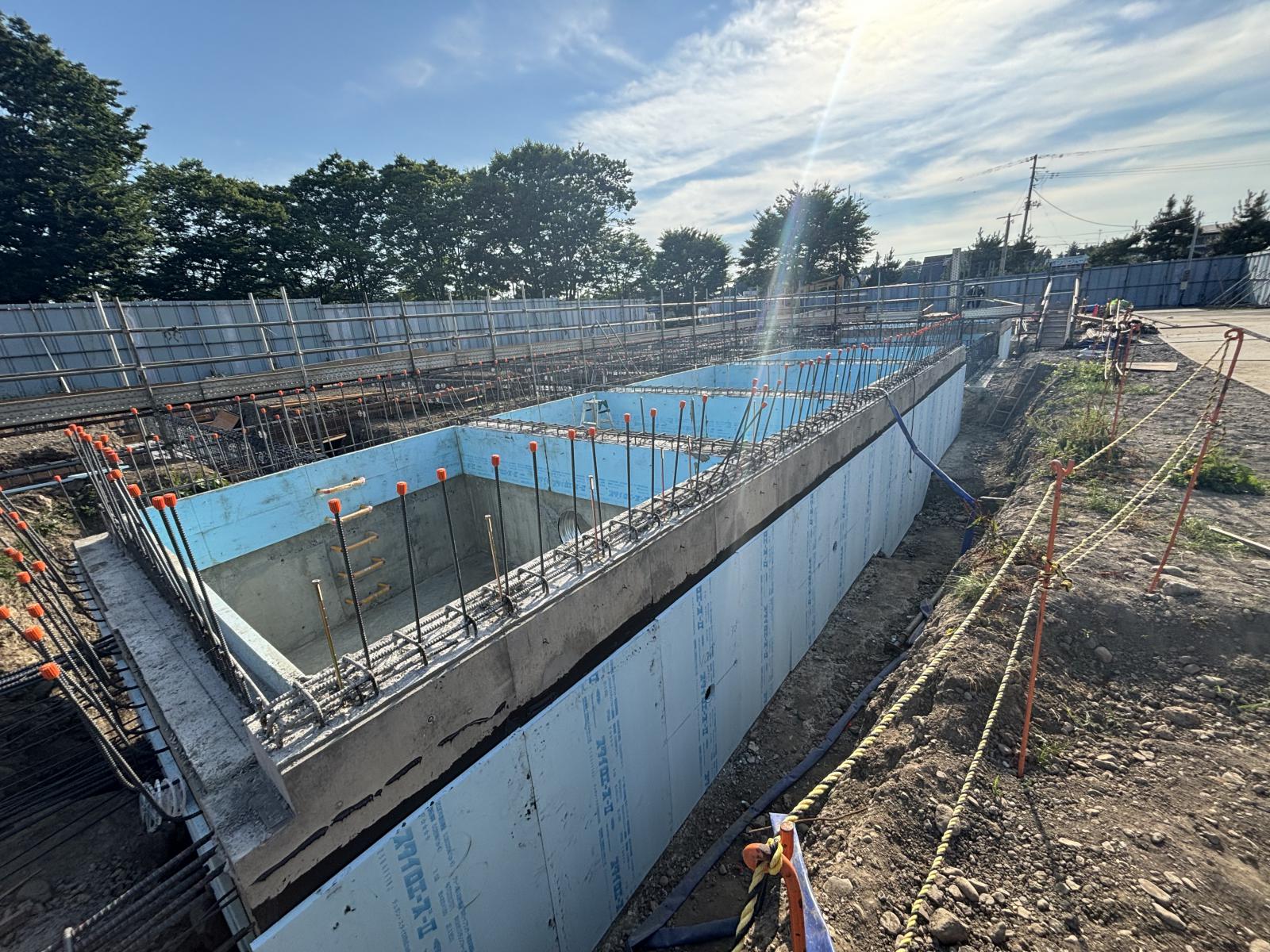 防水工事：ピット外周断熱材張の写真