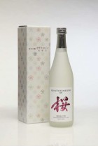 純米大吟醸「桜酵母 ミサトヨシノ」