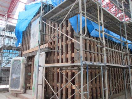 移築し組み立て