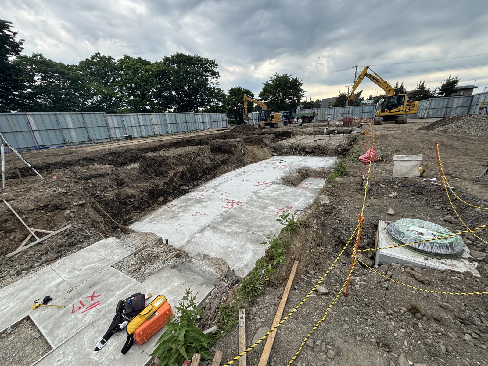 トイレ付近の捨てコン作業