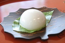 美郷雪華水まんじゅう